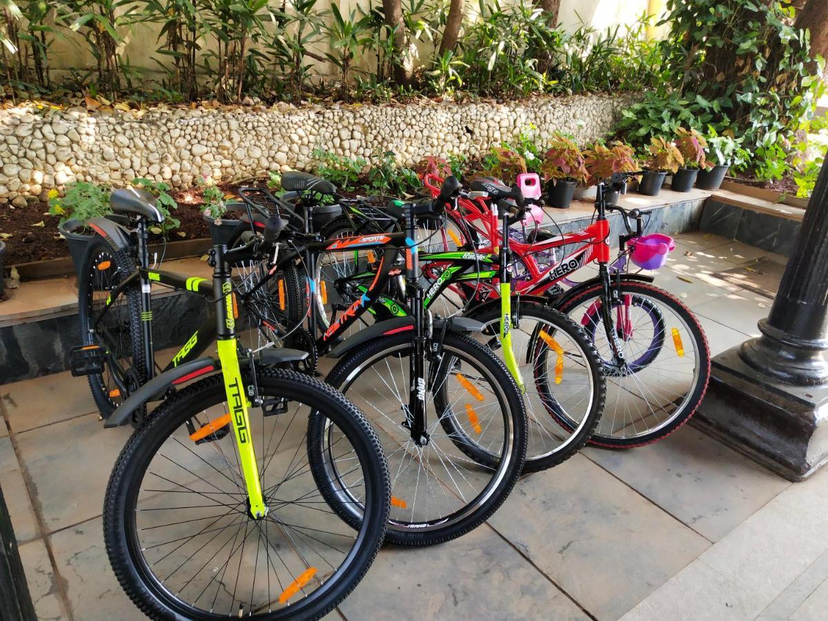 Regenta Mpg Club Mahabaleshwar Hotel Kültér fotó