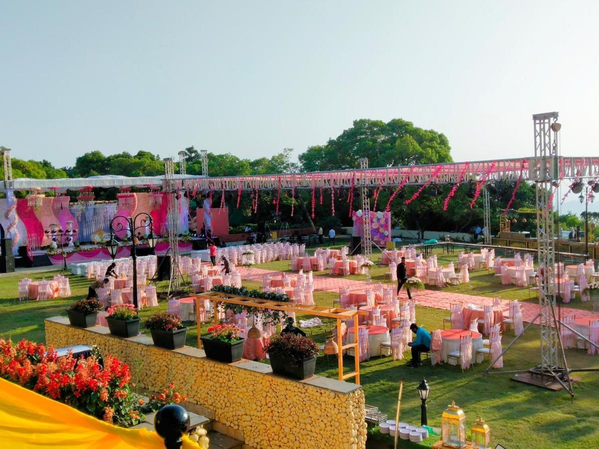 Regenta Mpg Club Mahabaleshwar Hotel Kültér fotó